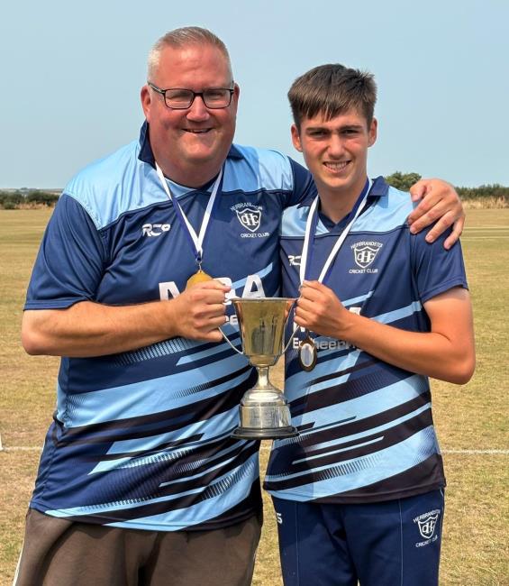  Dillon with delighted dad Jonny after winning silverware